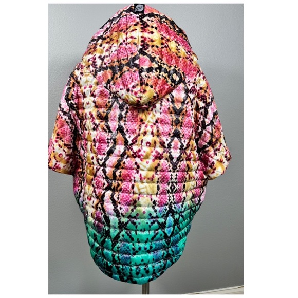 Think Royln HEROINE Hooded Quilted Puffer Ski Pullover Jacket Poncho - Picture 9 of 13